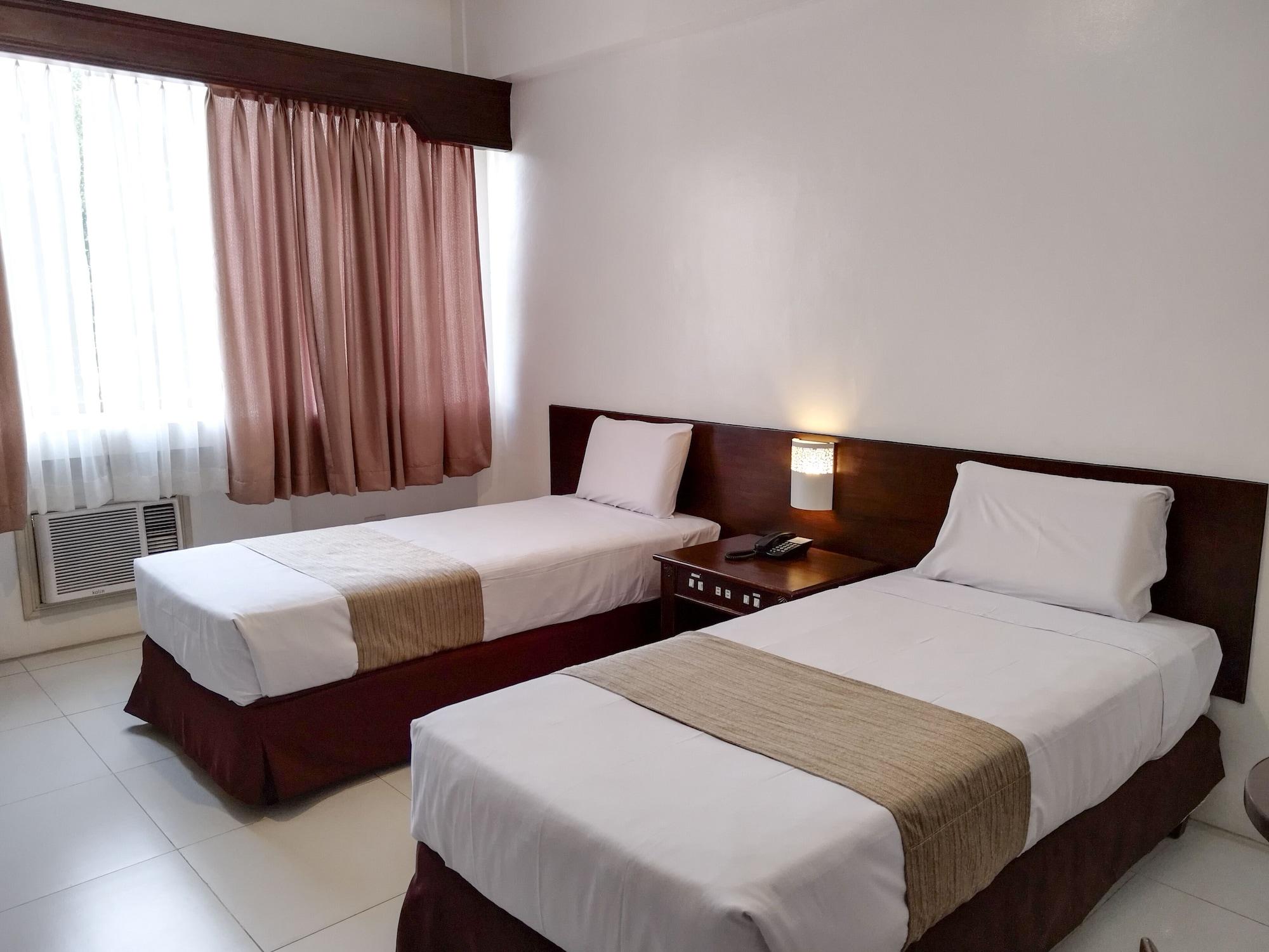 Luxur Place Bacolod Exterior photo