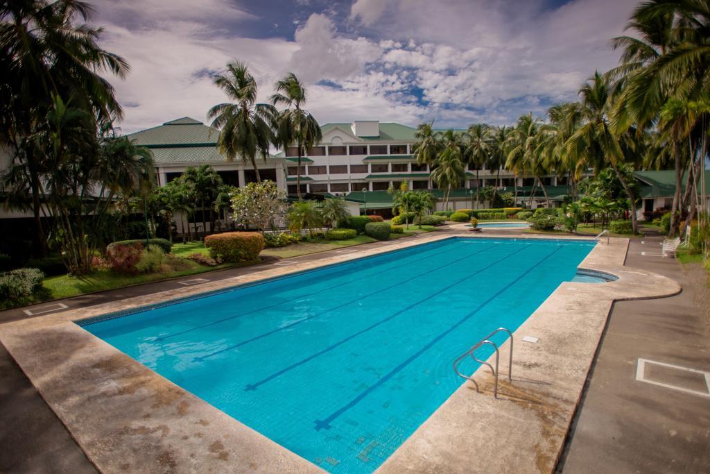 Luxur Place Bacolod Exterior photo